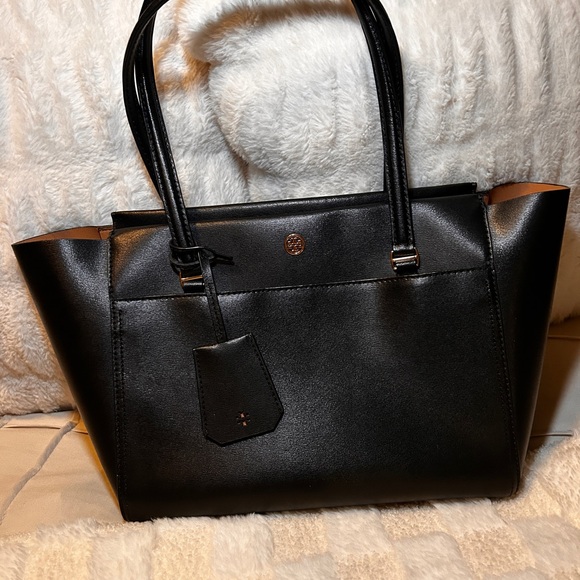 Tory Burch Handbags - Tory Burch Black Leather Tote